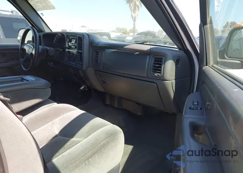 2004 Chevrolet Silverado 2500 Ls from USA, damaged, VIN 1GCGC23U64F158801